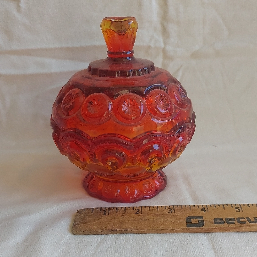 L. E. Smith Moon n Star Lidded Compote Amberina